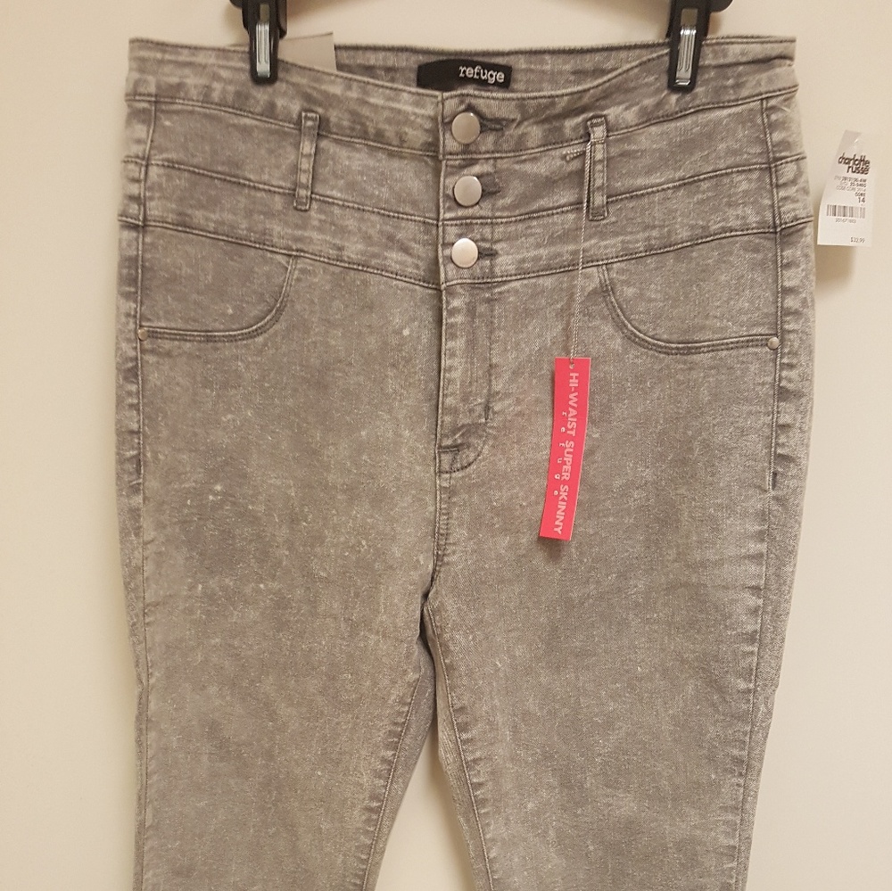 Women's Hi-Waist Jeans